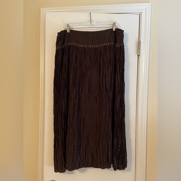 TALBOTS SILK SKIRT/RICH DARK BROWN/Sequin & bead accents/NEVER WORN W TAGS - Picture 2 of 8